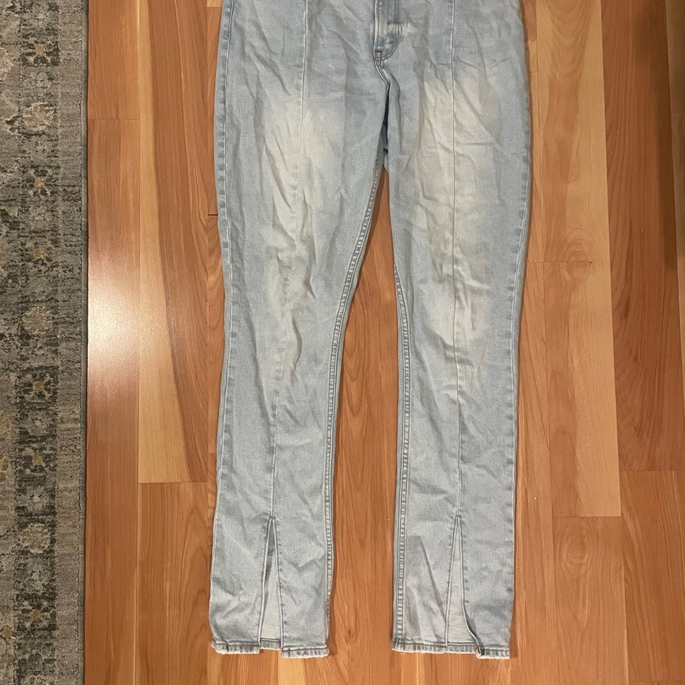 Abercrombie & Fitch Women's Light Blue Skinny Jeans